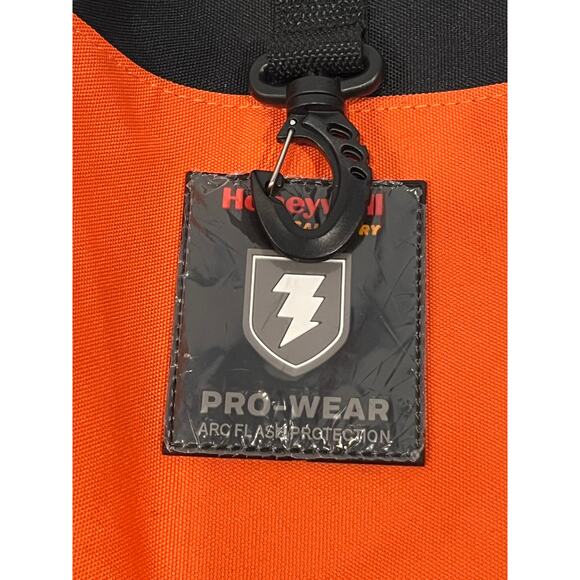 Honeywell Salisbury Arc Flash Protection Backpack - Picture 4 of 6